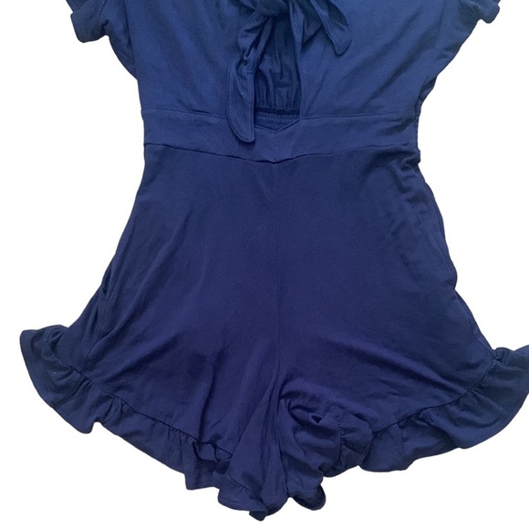 Tie Front Romper Ruffled Hem Navy with Pockets Size M - Picture 4 of 6
